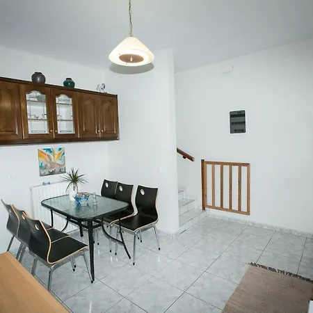 Evaggelatos 度假居