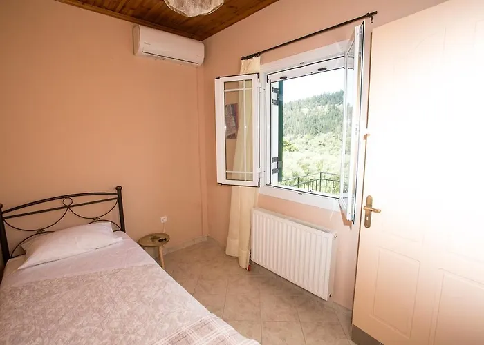 Evaggelatos ليكسوري