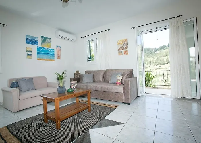 بيت للعطل Evaggelatos ليكسوري