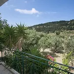 Holiday home Evaggelatos *
